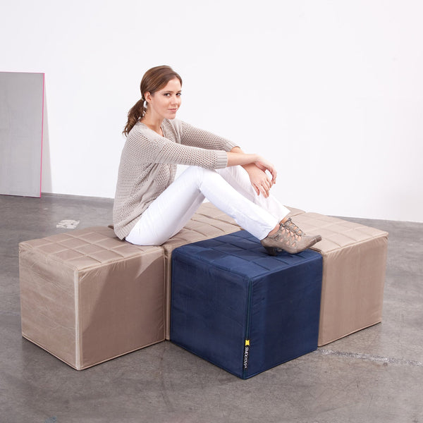 Cube Sitzwürfel in Gold-Beige